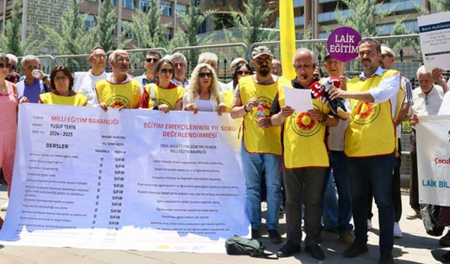 Eğitim Sen’den Yusuf Tekin’e karne