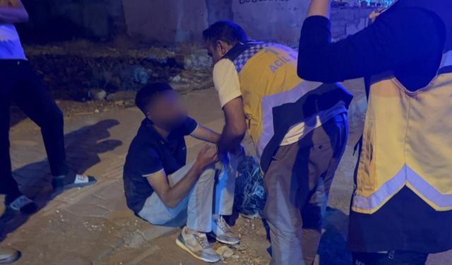 Maddenin etkisinde kalan genç mahalleyi tedirgin etti