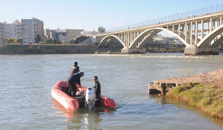 Dicle Nehri'nde kaybolan kızın cansız bedeni  bulundu