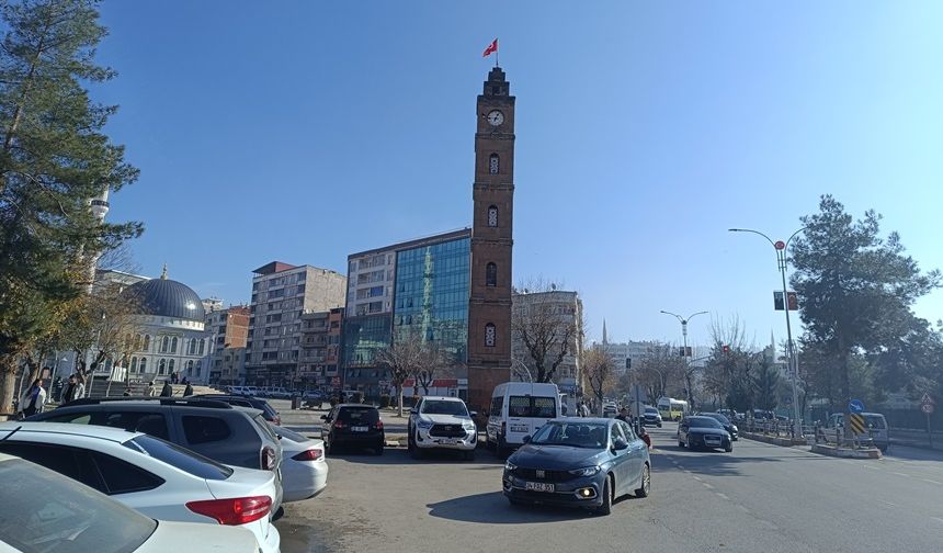 Siirt’te "4006 TÜBİTAK Bilim Fuarı" açıldı