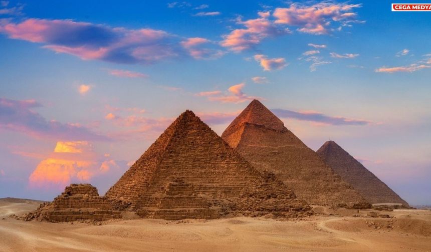 Mısır'daki piramitler tartışma konusu oldu