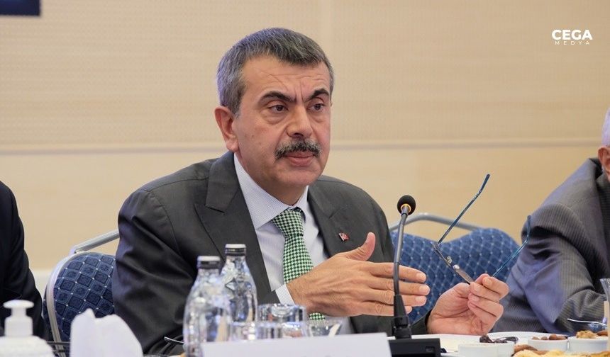 Yaz tatili kurban bayramı ile birleşecek mi? Milli Eğitim Bakanı açıkladı
