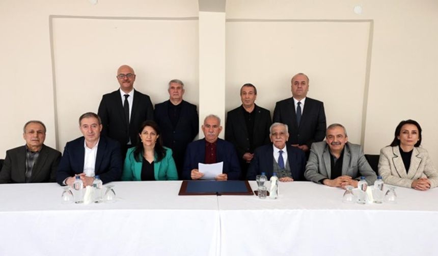 Öcalan’dan Önder’e duygusal veda: “Barış kimliğini asla unutmayacağız