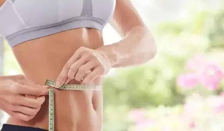 1 litre suyla içilen doğal kür göbek yağlarını eritiyor!