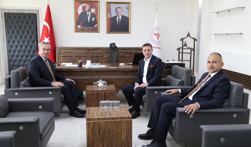 Diyarbakır'da yeni müdüre ziyaretler sürüyor