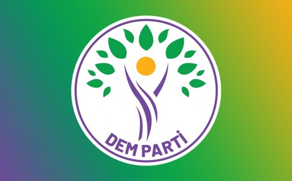 DEM Partili belediye eşbaşkanı istifa etti