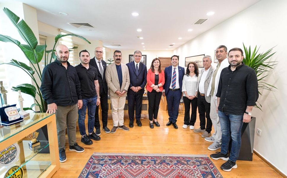 Diyarbakır ve İzmir’den yerel işbirliği sinyali